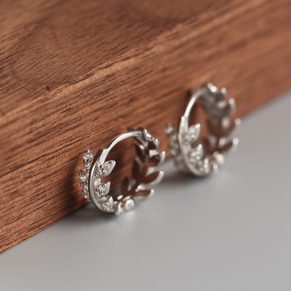 European Best-Selling S925 Silver INS Geometric Marquise Crown Versatile Stud Earrings Jewelry for Women - Image 2