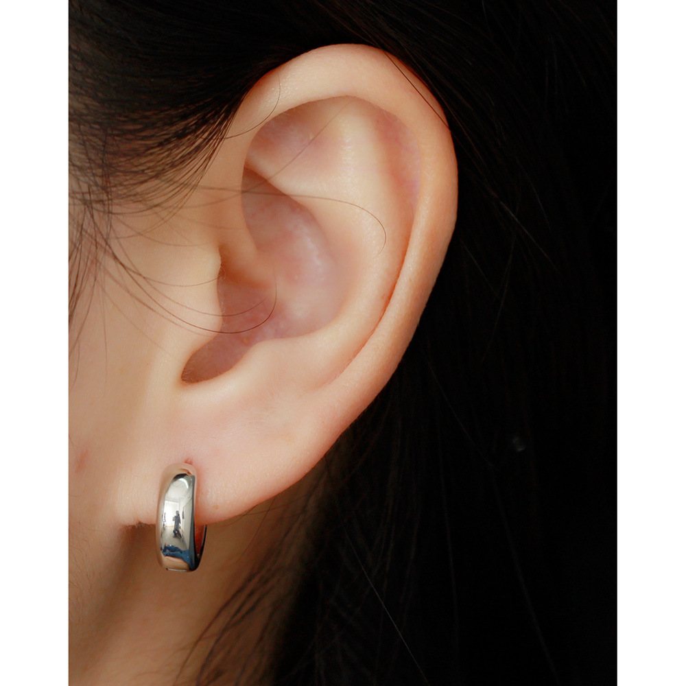 European S925 Silver INS Minimalist Polished Round Ear Cuffs Versatile Heavy Texture Hoop Earrings Jewelry - Image 17