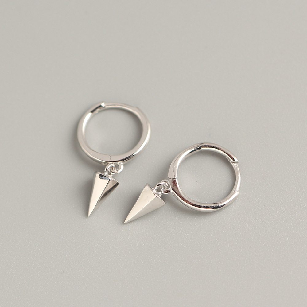 European Light Luxury S925 Silver Cross Earrings INS Style Diamond-Set Ear Cuffs Silver Earrings for Women - Image 3