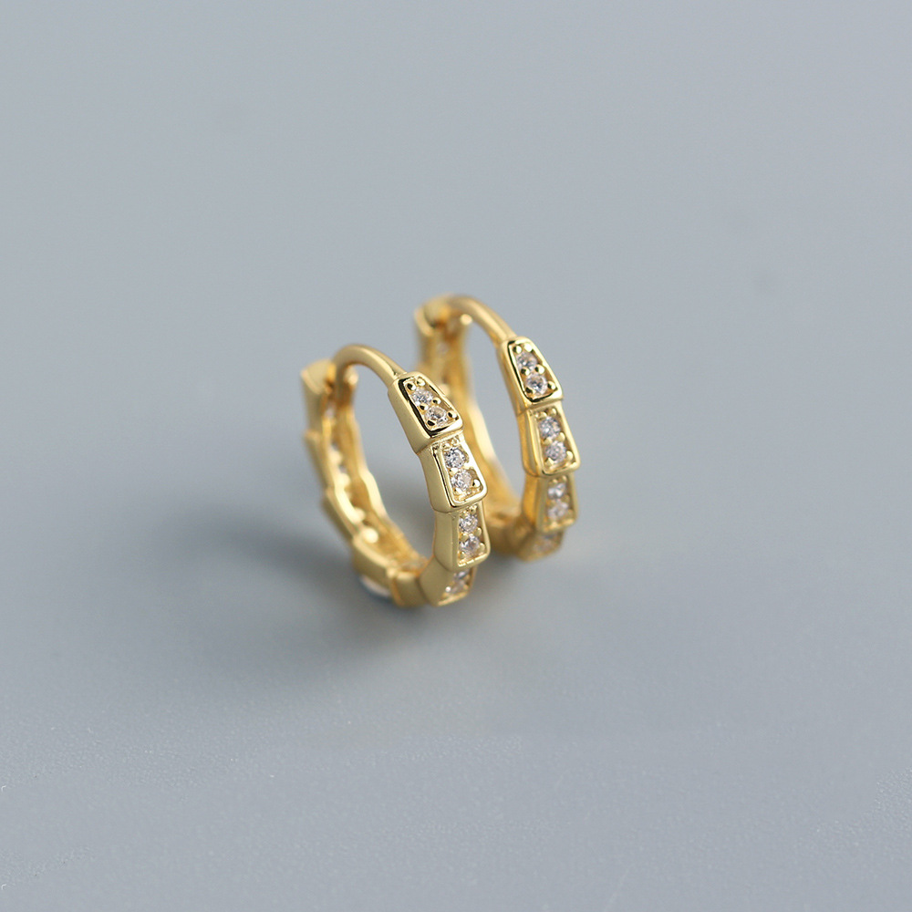 European S925 Silver INS Diamond-Set Earrings Design Snake Scales Ear Cuffs Layered Jewelry for Women - Image 4