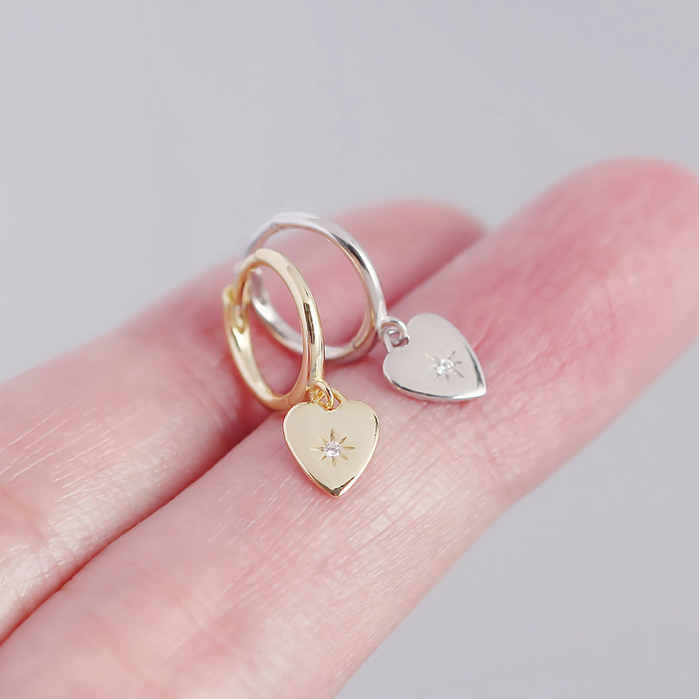 Korean Style S925 Silver INS Minimalist Heart Earrings Diamond-Set Love Heart Ear Cuffs Silver Studs for Women - Image 5