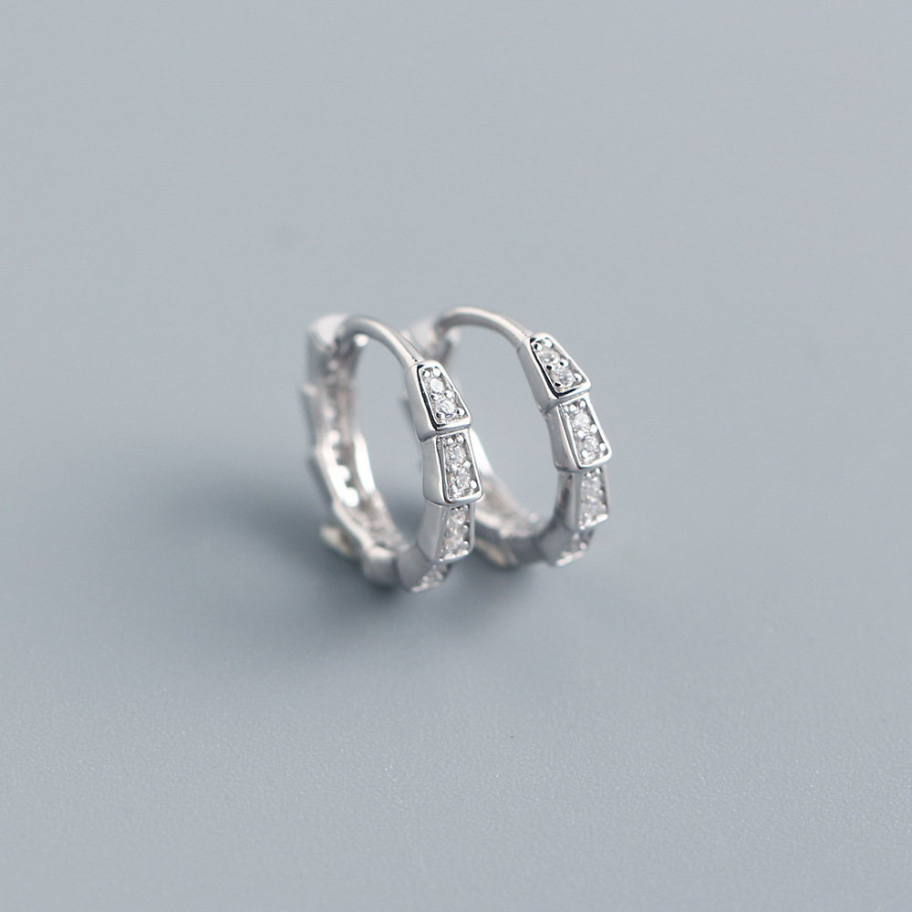 European S925 Silver INS Diamond-Set Earrings Design Snake Scales Ear Cuffs Layered Jewelry for Women - Image 5