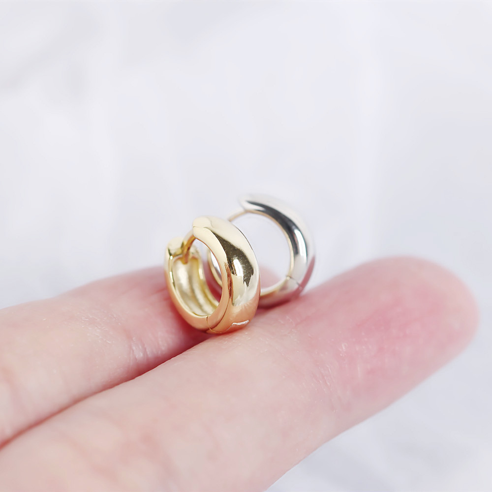 European S925 Silver INS Minimalist Polished Round Ear Cuffs Versatile Heavy Texture Hoop Earrings Jewelry - Image 7
