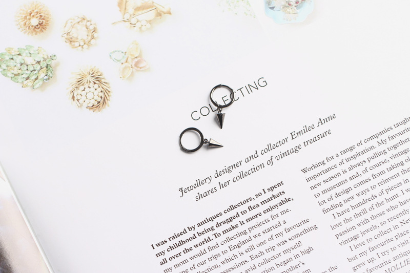 European Light Luxury S925 Silver Cross Earrings INS Style Diamond-Set Ear Cuffs Silver Earrings for Women - Image 8