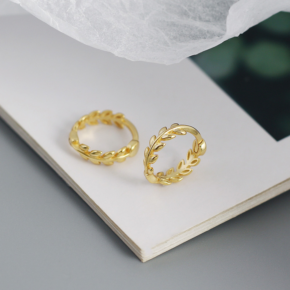 S925 Silver Leaf Ear Cuffs Minimalist Smooth Leaf Ear Cuffs Cool Style Silver Jewelry - Image 9