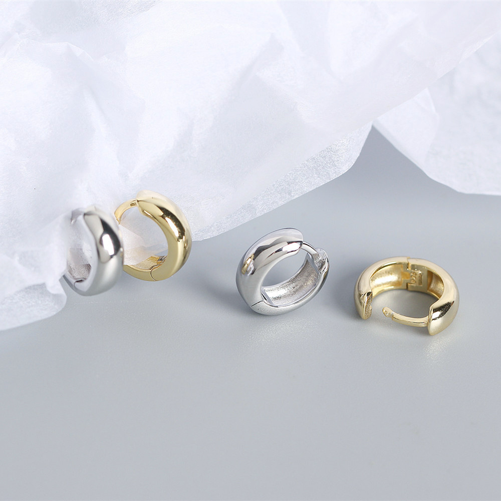 European S925 Silver INS Minimalist Polished Round Ear Cuffs Versatile Heavy Texture Hoop Earrings Jewelry - Image 11