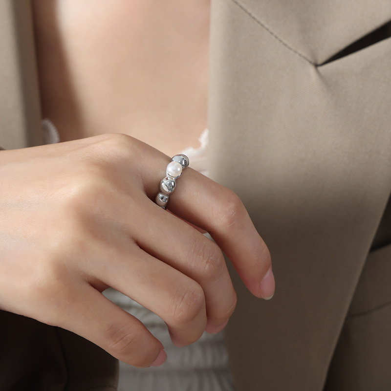 European High-End Titanium Steel Gold Plated Freshwater Pearl Ring Jewelry for Women Luxury Accessory - Image 9