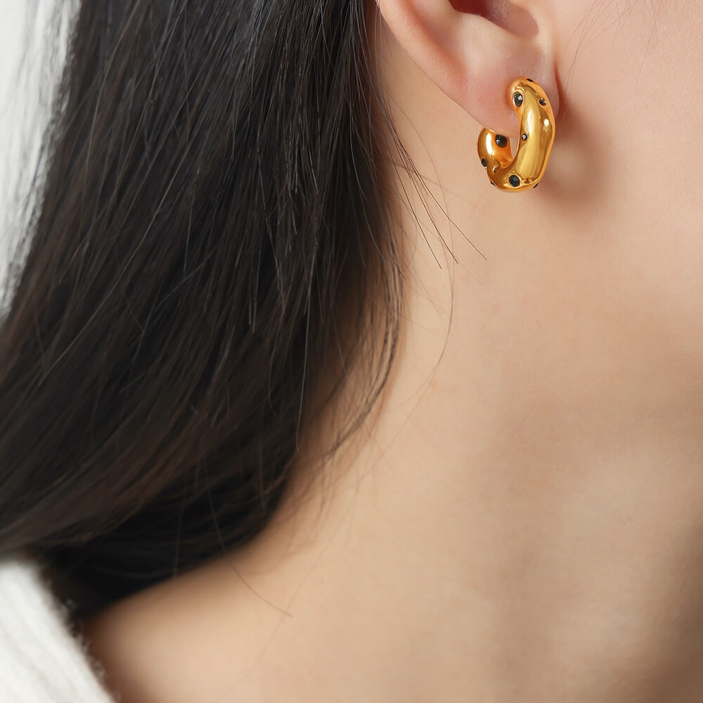 European Hot Selling Simulated Pearl Zircon C Shaped Earrings 18K Gold Plated Stainless Steel Vintage Jewelry - Image 4