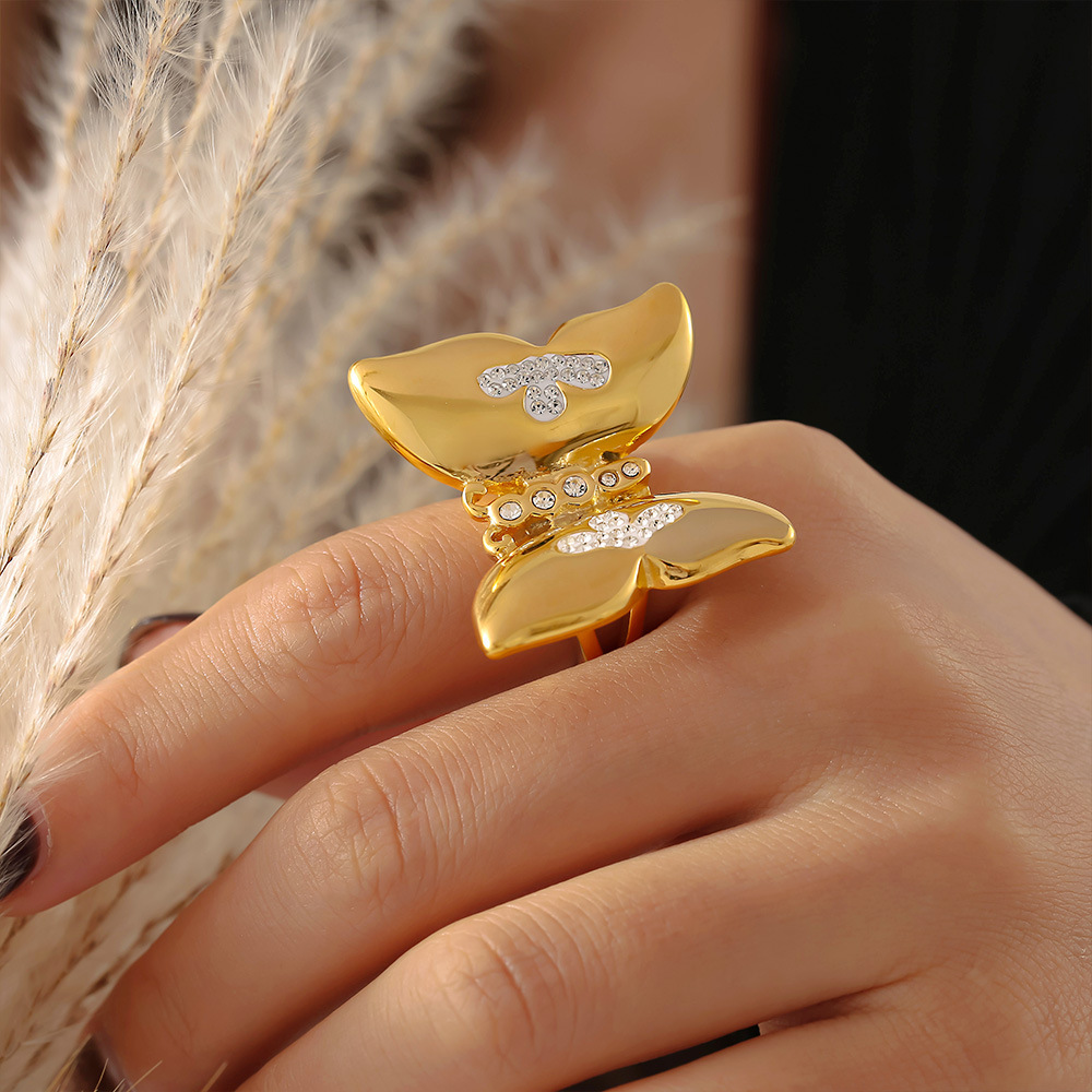European Rhinestone Butterfly Flower Ring Stylish Stainless Steel Hot Selling Jewelry Color Retention Ring Wholesale - Image 4