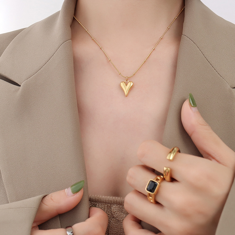French Ins Trendy Minimalist Heart Necklace 18K PVD Gold Plated Stainless Steel Neck Chain - Image 3