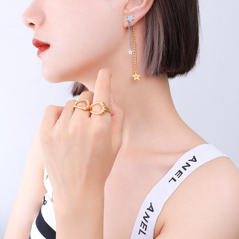 Long star tassel earrings Korean ins-style titanium steel 18k PVD gold plated lightweight elegant jewelry for women - Image 3