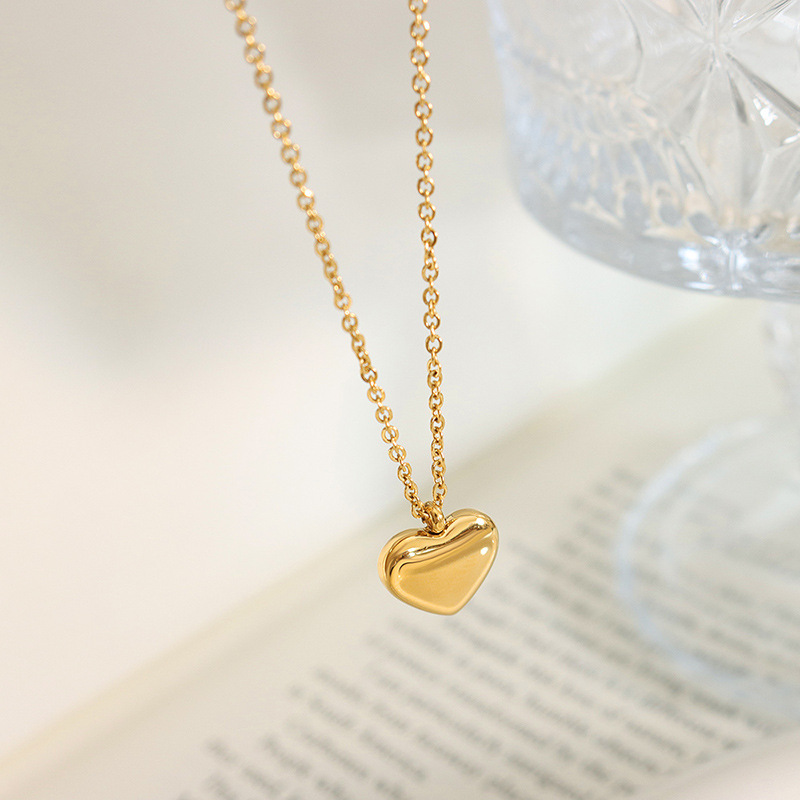 Hot Sale Heart Love Pendant Necklace 2023 New Trend 18K PVD Gold Plated Choker Necklace for Couples - Image 2