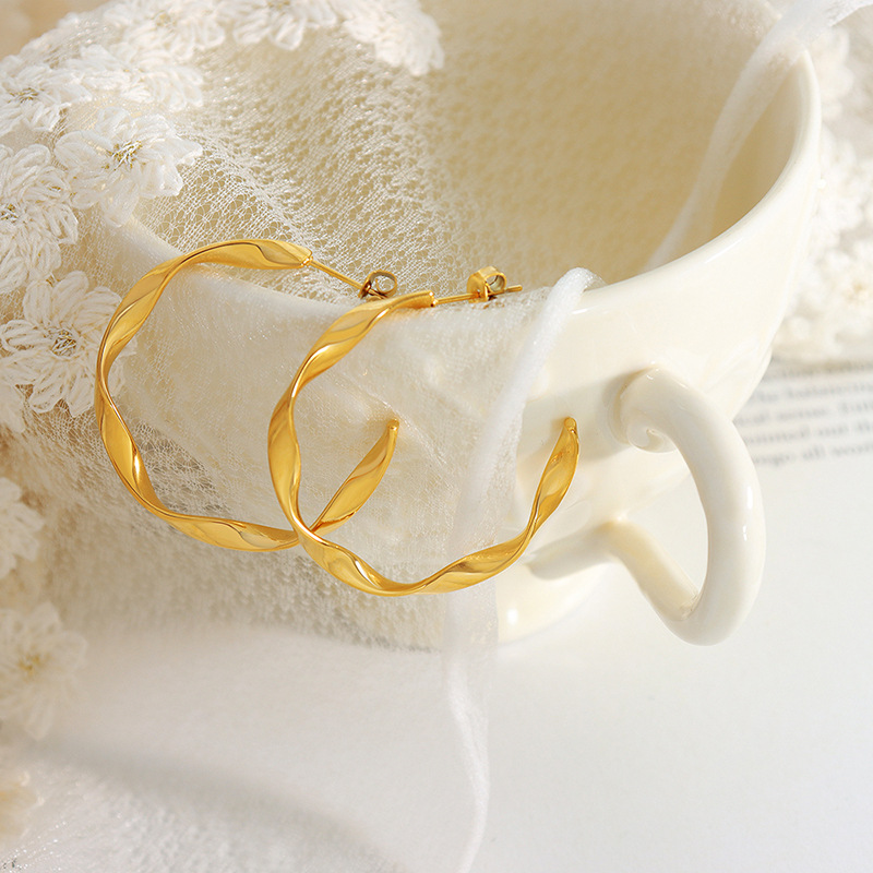 Roman designer twisted rope earrings stylish C-shaped versatile titanium steel 18k PVD gold plated earrings - Image 5