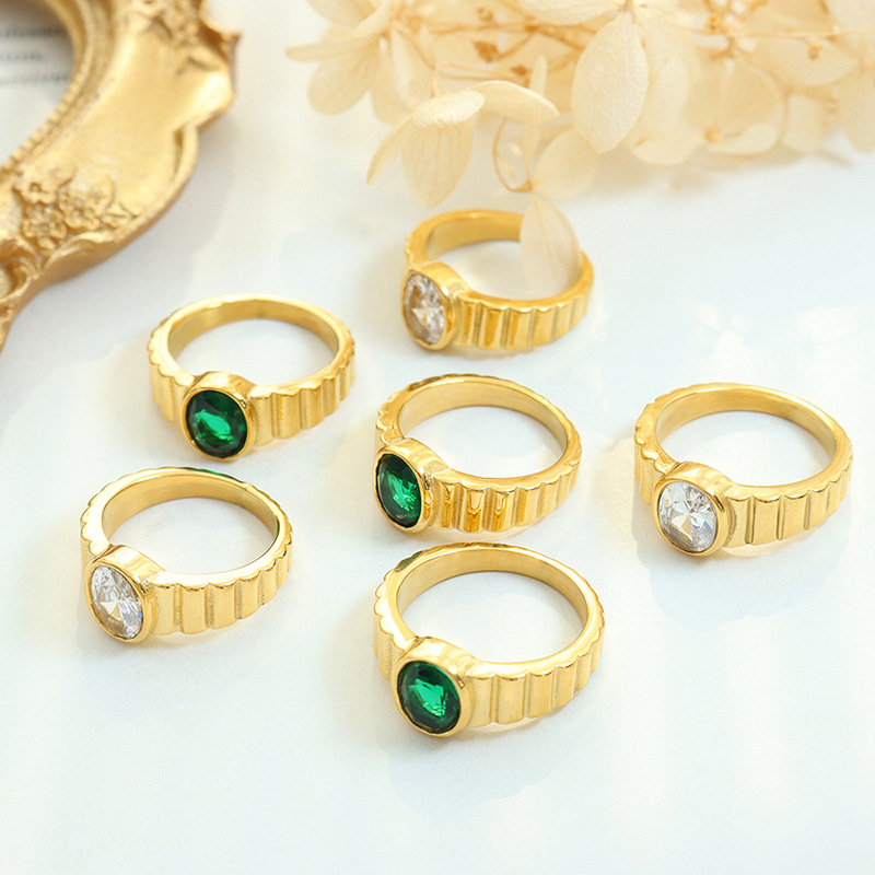 Non-Fading Vintage Ring Inlaid White Green Zircon Jewelry Non-Fading Gold Plated Food Finger Ring - Image 2