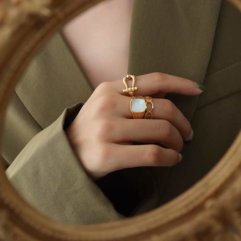 West Coast Hiphop Twisted Hollow Open Titanium Steel Ring Electroplated 18K Gold Unisex Jewelry Wholesale - Image 3