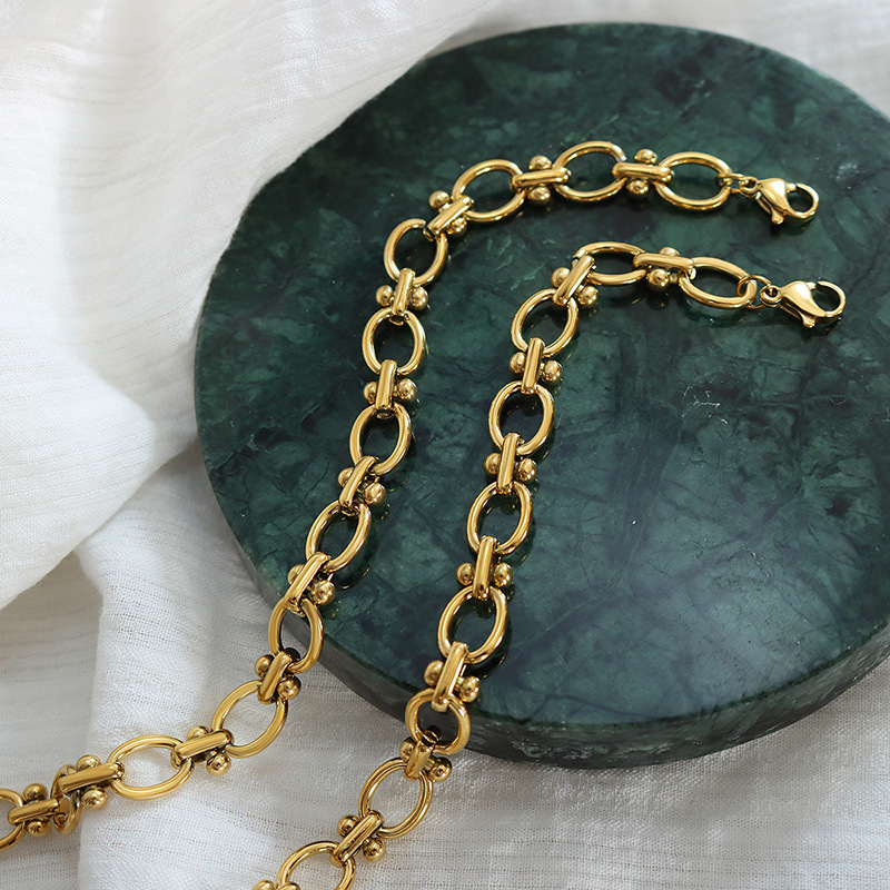 Fashionable Chunky Chain Bracelet for Couples 18K PVD Gold Plated Titanium Steel Jewelry - Image 3