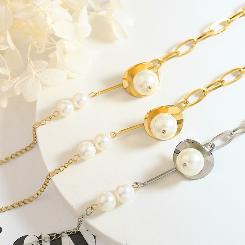 European Vintage Faux Pearl Chain Bracelet Friendship Style Titanium Steel 18K Gold Plated Non-Fading Jewelry - Image 3
