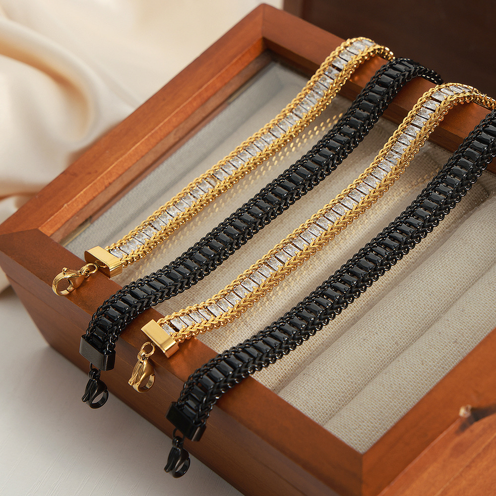 European Luxe Fashion Titanium Steel Gold Plated Geometric Zircon Bracelet Jewelry Wholesale - Image 3
