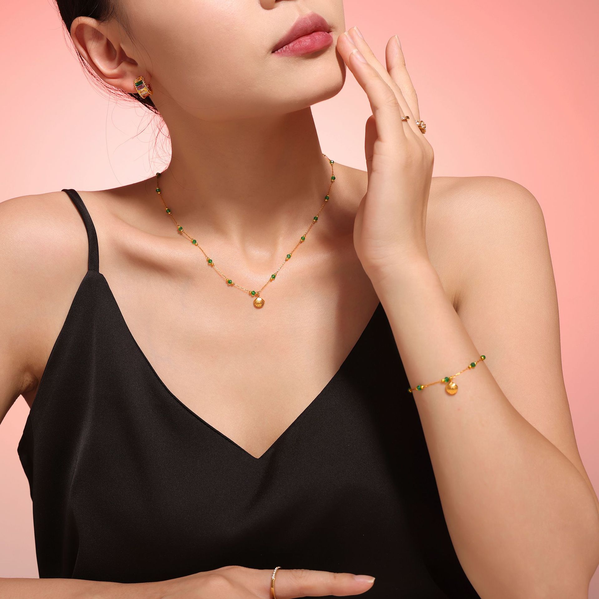 Korean Trendy Crystal Bead Seashell Pendant Necklace Ins Style 18K PVD Gold Plated Stainless Steel - Image 3