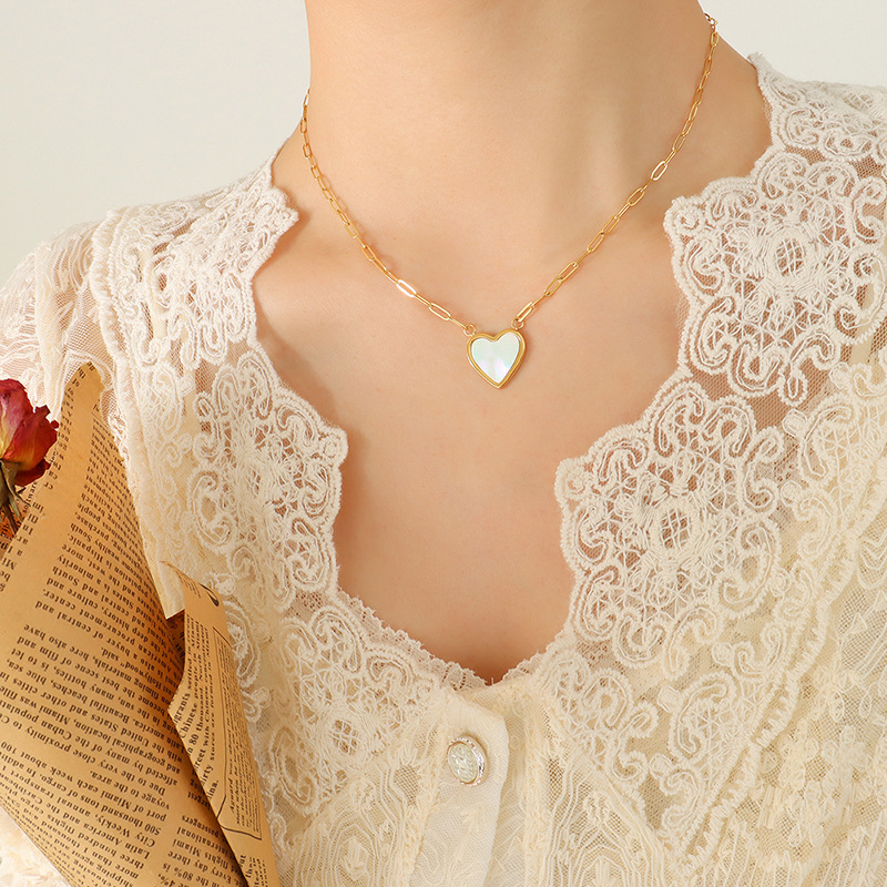 Korean Ins Style White Mother-of-Pearl Heart Necklace 18K PVD Gold Plated Choker Necklace - Image 3