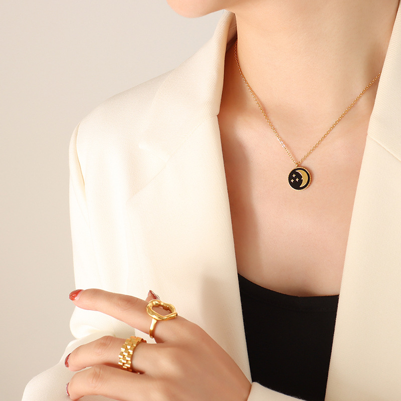 European Ins Jewelry Star Moon Round Plaque Pendant Necklace Titanium Steel 18K PVD Gold Plated Choker - Image 3