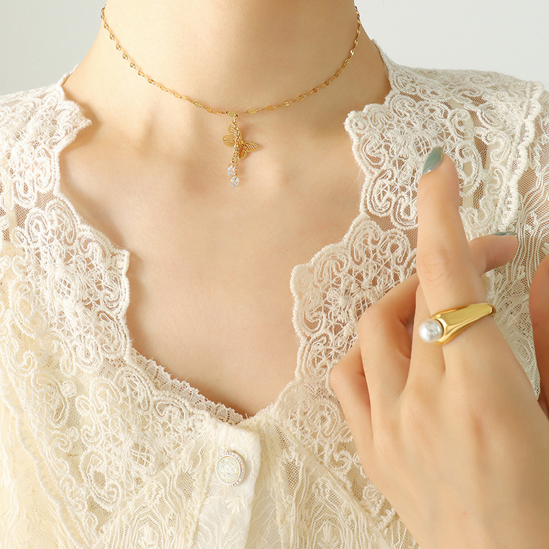 Versatile Sweet Artistic Butterfly Tassel Zircon Pendant Necklace for Women - Image 3