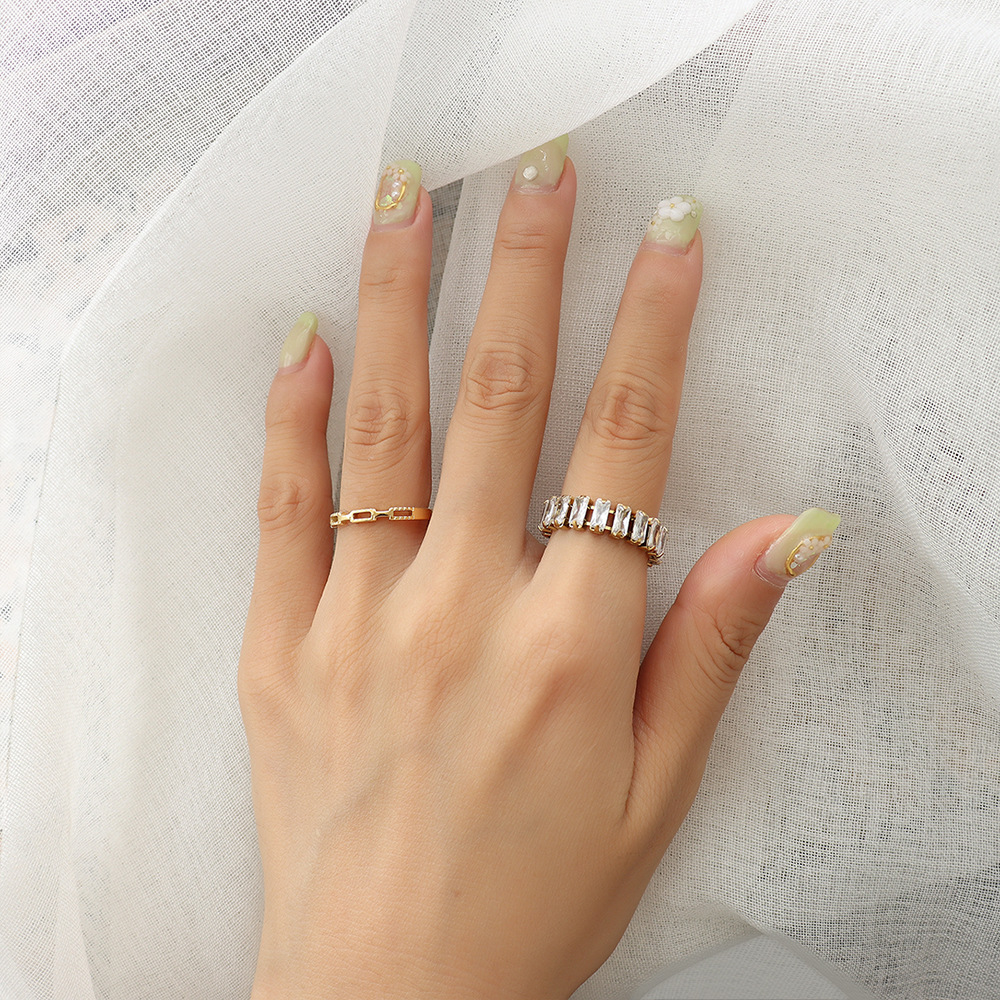 Style Full CZ Two-Claw Zircon Ring Titanium Steel 18K Gold Plated Finger Ring INS Jewelry - Image 4