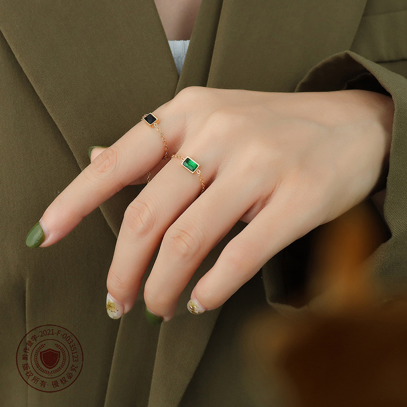 European Inspired Fashion Finger Chain Ring with Zircon Inlay Adjustable Titanium Steel Creative Trendy Metal Jewelry - Image 5
