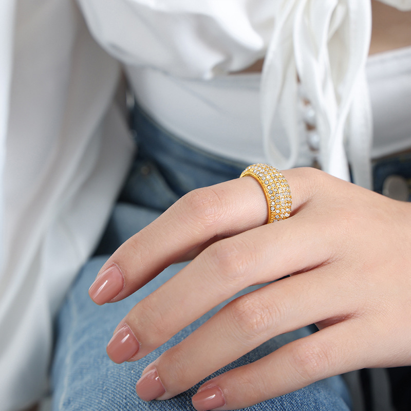 European Cold Style Full Star Full CZ Czech CZ Inlaid Personalized Titanium Steel Gold Plated Ring - Image 4