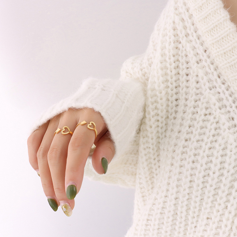 European Cold Minimalist Arrow Heart Open Adjustable Ring with Titanium Steel 18K PVD Gold Plated Jewelry - Image 2
