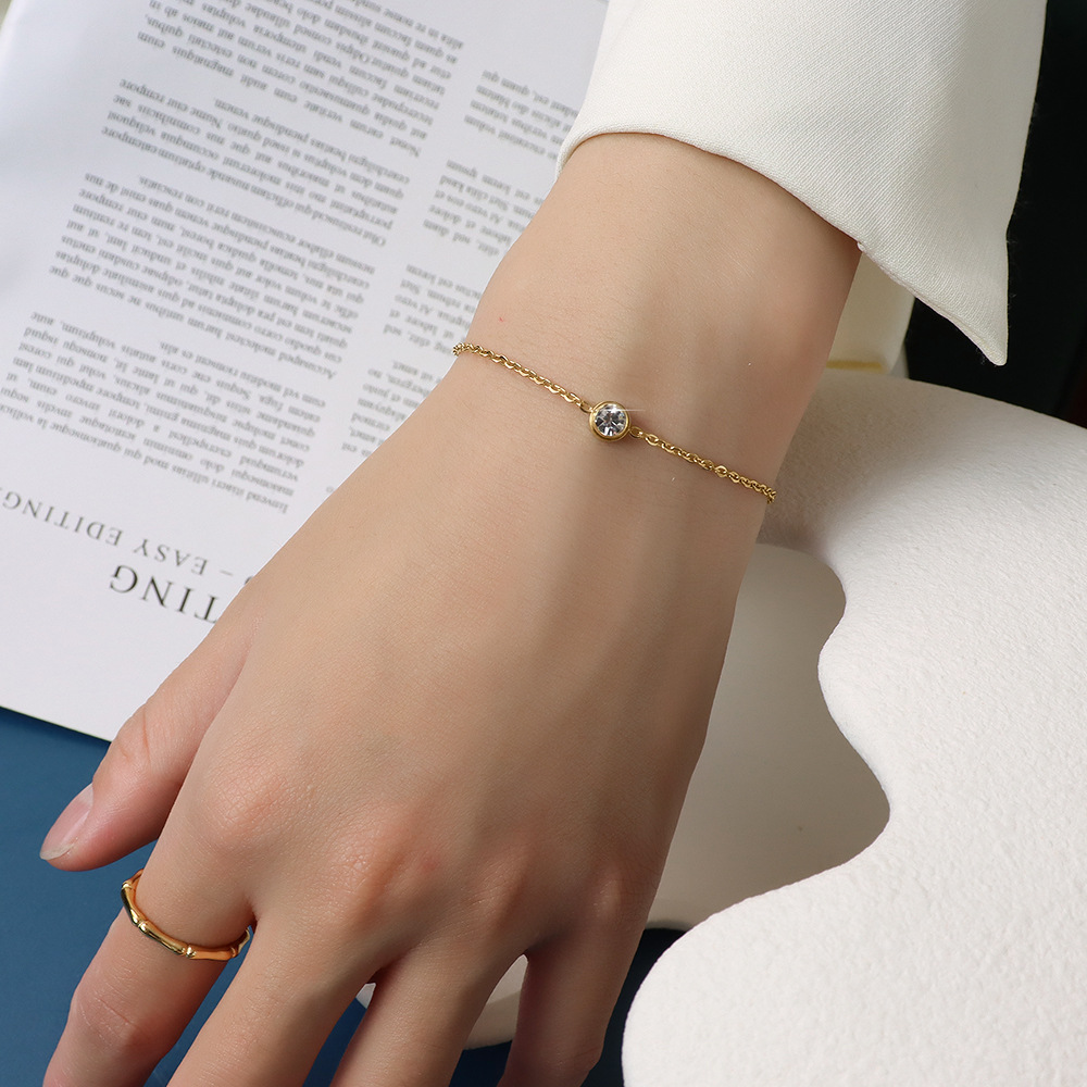 Minimalist Zircon Inlaid Single-Zircon Bracelet 18K PVD Gold Plated Titanium Steel Jewelry for Women Wholesale - Image 3