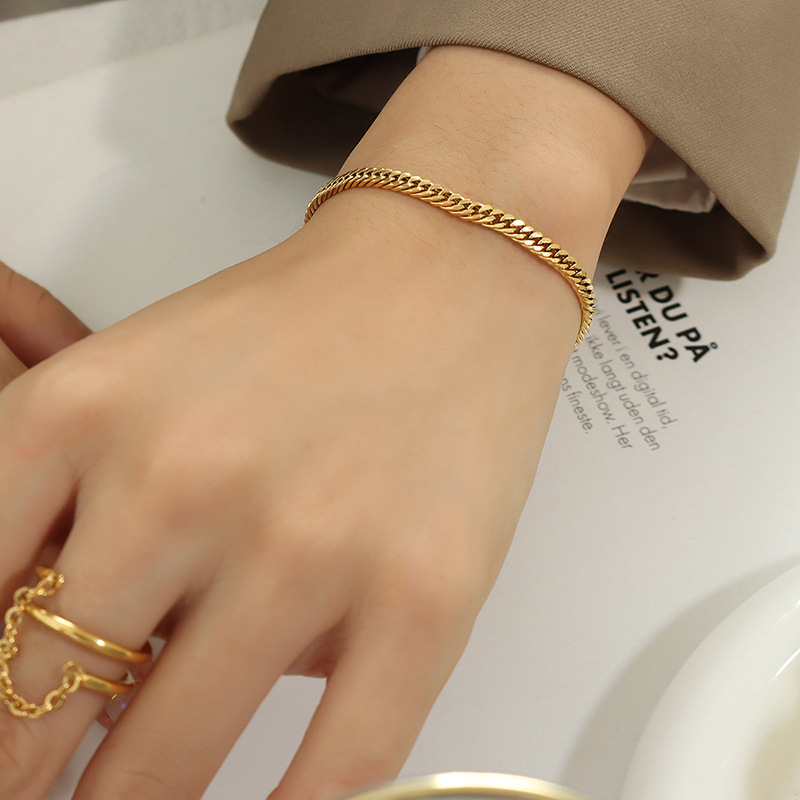 Exaggerated Design Handmade Chain Bracelet 18K PVD Gold Plated Titanium Steel Jewelry Wholesale - Image 4