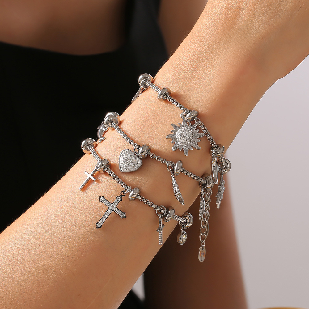 Retro Box Chain Bracelet with Multi-Pendant Design 18K PVD Gold Plated Titanium Steel Jewelry - Image 4