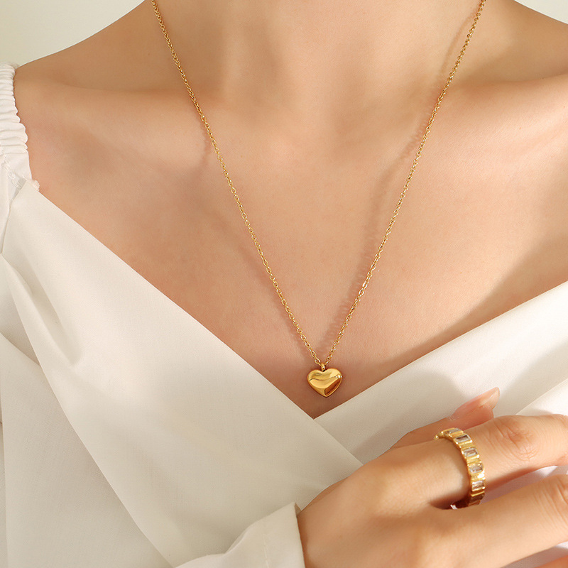Hot Sale Heart Love Pendant Necklace 2023 New Trend 18K PVD Gold Plated Choker Necklace for Couples - Image 4