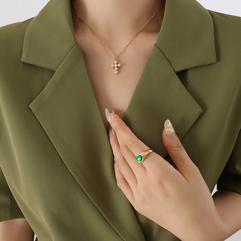 French Imitation Pearl Cross Pendant Necklace Fashionable Versatile Choker Jewelry Wholesale - Image 4