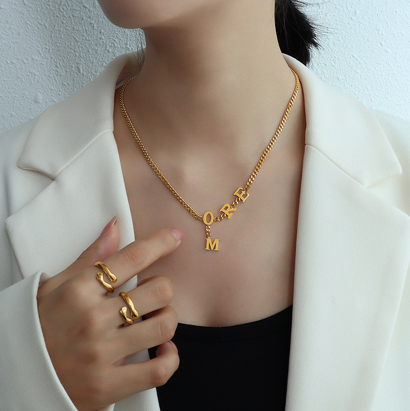 Minimalist Stylish Commuter Elegant Green Design Pendant Jewelry Simple Titanium Steel Gold Plated Necklace for Women - Image 5