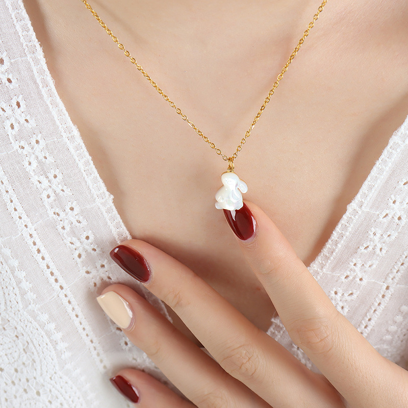 Influencer Style Cute Little Rabbit Pendant Necklace Fashionable Elegant Versatile Fairy Jewelry - Image 4