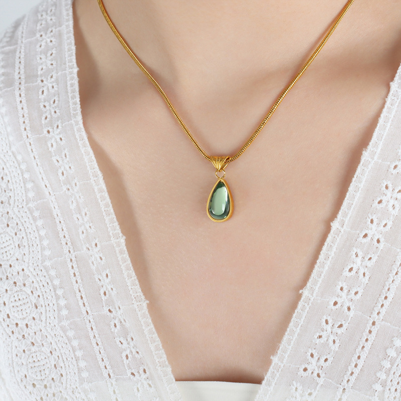 French Retro Olive Green Blue Teardrop Pendant Necklace Non-Fading Love Jewelry - Image 4