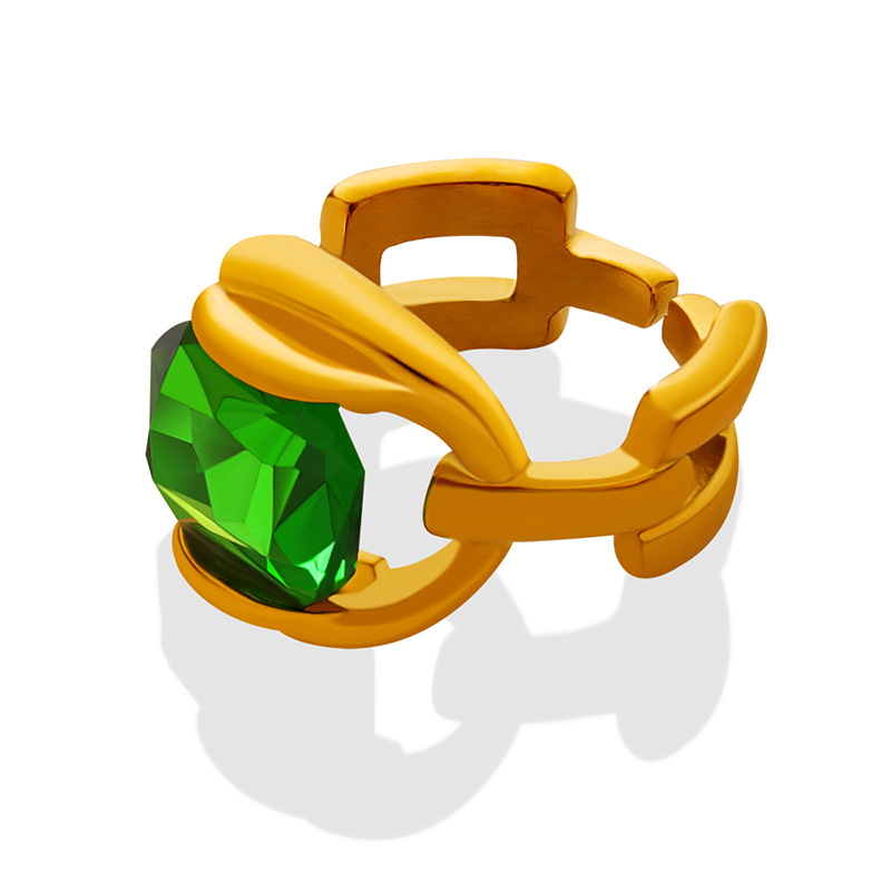 European Vintage Accessory Elegant Green Crystal Ring for Women Titanium Steel Gold Plated Finger Ring Jewelry