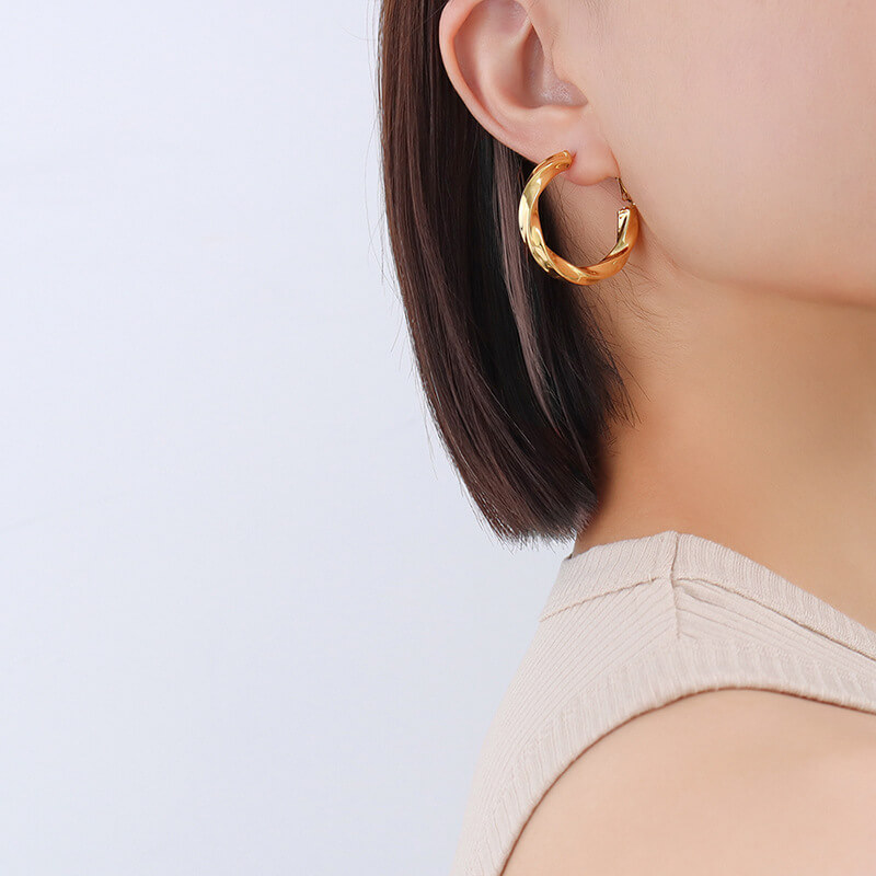 French Vintage Twisted C Shaped Earrings 18K Gold PVD Plated Stainless Steel Irregular Design - Image 2