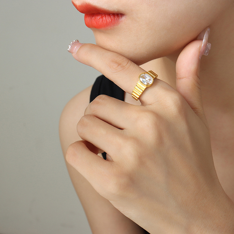 Non-Fading Vintage Ring Inlaid White Green Zircon Jewelry Non-Fading Gold Plated Food Finger Ring - Image 4