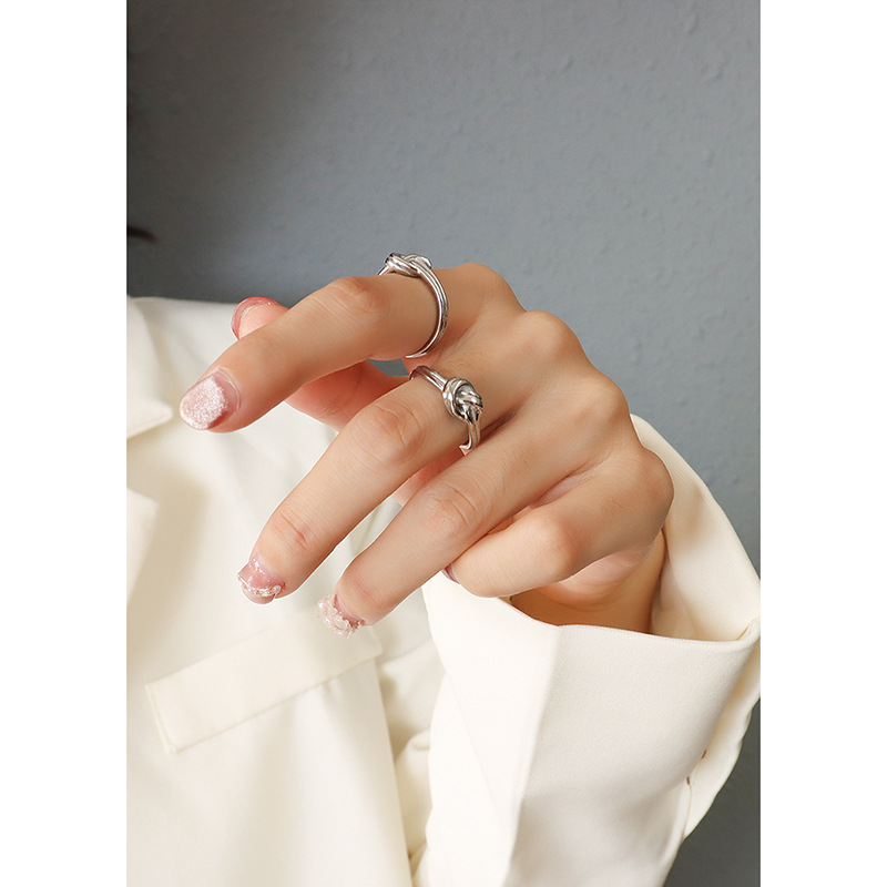 Italian Trendy Designer Knot Cast Ring Versatile Fashion Titanium Steel 18K PVD Gold Plated Finger Ring - Image 4