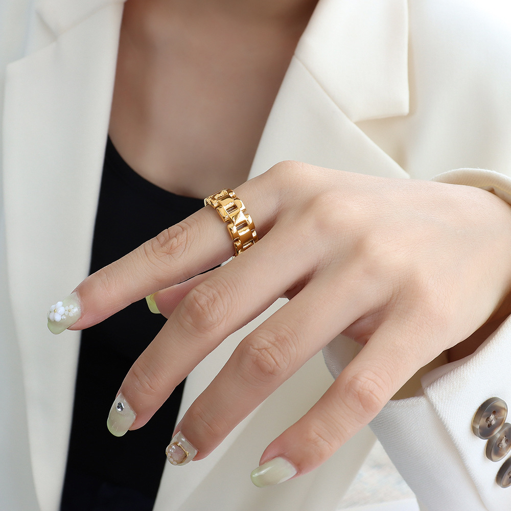 New Chic Heavy Duty Watch Chain Ring for Women Food Finger Ring Titanium Steel 18K PVD Gold Plated Waterproof Non-Fading - Image 3