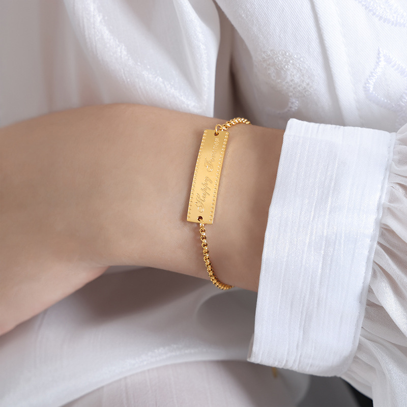 European Minimalist Long Elliptical Letter Bracelet 18K PVD Gold Plated Titanium Steel Jewelry Wholesale - Image 5
