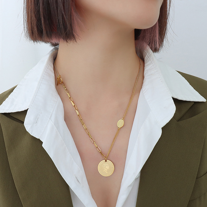 Ins Style Spliced Chain Human Portrait Round Pendant Necklace OT Clasp Design Titanium Steel 18K PVD Gold Plated Jewelry - Image 5