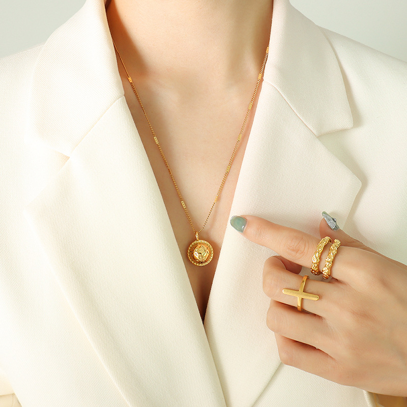 New Ins French Style Elegant Summer Titanium Steel Retro Planet Pendant Necklace Gold Plated Choker Chain - Image 5