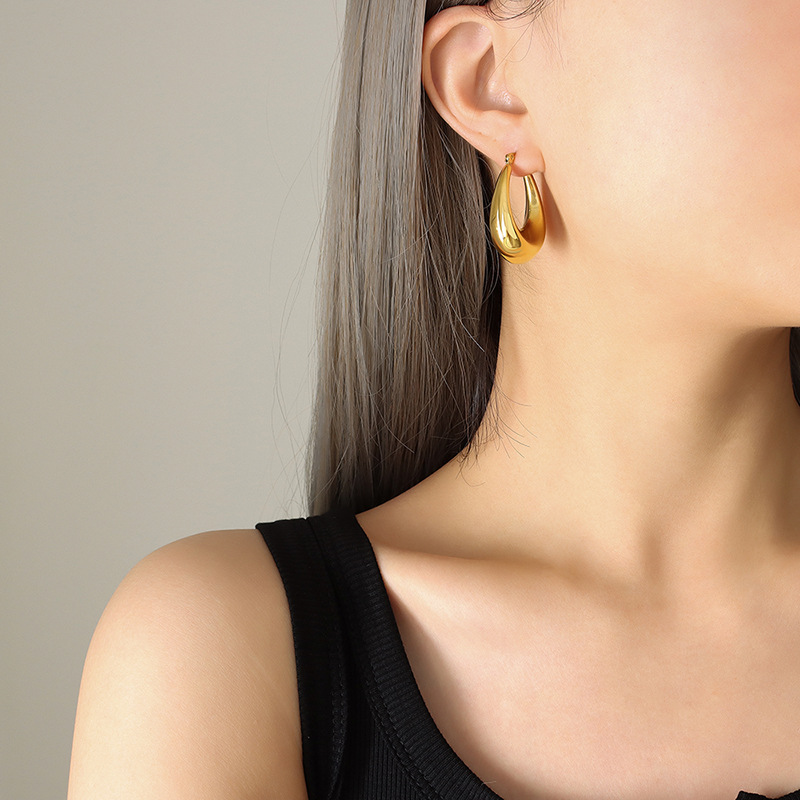 New U-shaped earrings titanium steel 18k PVD gold plated cross-border hot-selling European fashion jewelry - Image 5