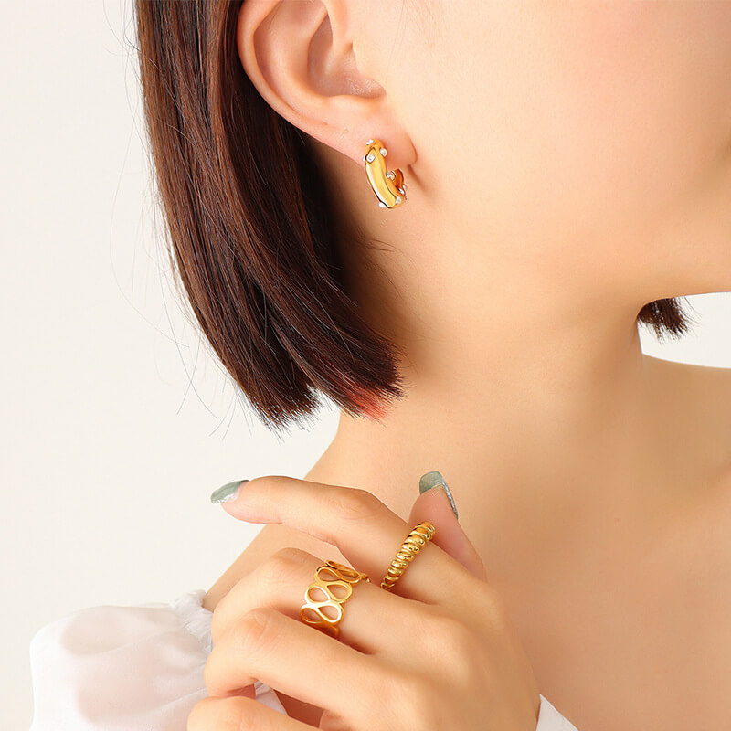 European Hot Selling Simulated Pearl Zircon C Shaped Earrings 18K Gold Plated Stainless Steel Vintage Jewelry - Image 7