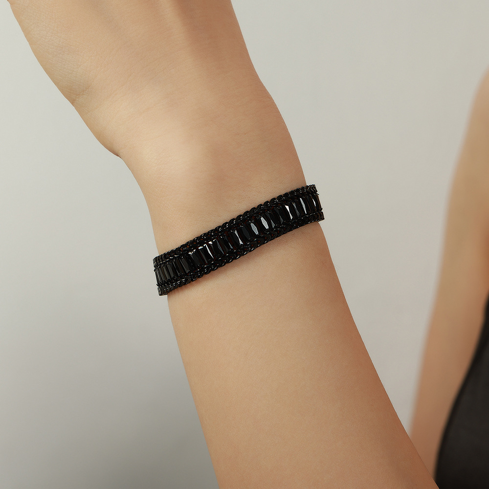 European Luxe Fashion Titanium Steel Gold Plated Geometric Zircon Bracelet Jewelry Wholesale - Image 5