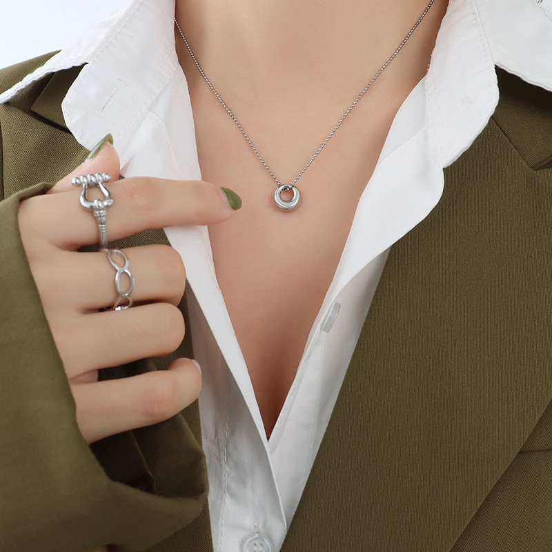 Korean-Japanese Ins Minimalist Style Oval Pendant Necklace 18K PVD Gold Plated Stainless Steel Jewelry - Image 6